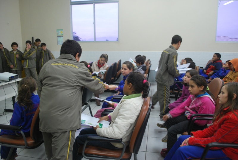 Guardiões - Trabalho Ambiental