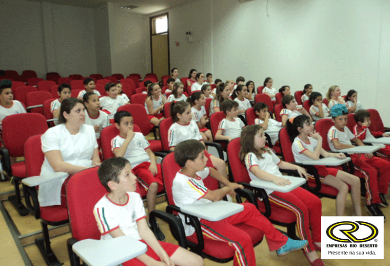 Empresas Rio Deserto promovem a educação ambiental nas escolas