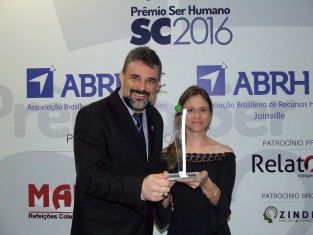 Projeto Felinos do Aguaí, apoiado pelas Empresas Rio Deserto, recebe Prêmio Ser Humano SC 2016