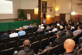 No XVII Cipamin da Indústria Carbonífera, engenheiro das Empresas Rio Deserto ministra palestra