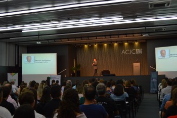 Colaboradores das Empresas Rio Deserto participam de palestra “Felicidade Pessoal e Profissional”, com Márcio Schultz