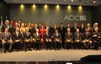 Um dos administradores das Empresas Rio Deserto, Valcir José Zanette, assume vice-presidência da ACIC