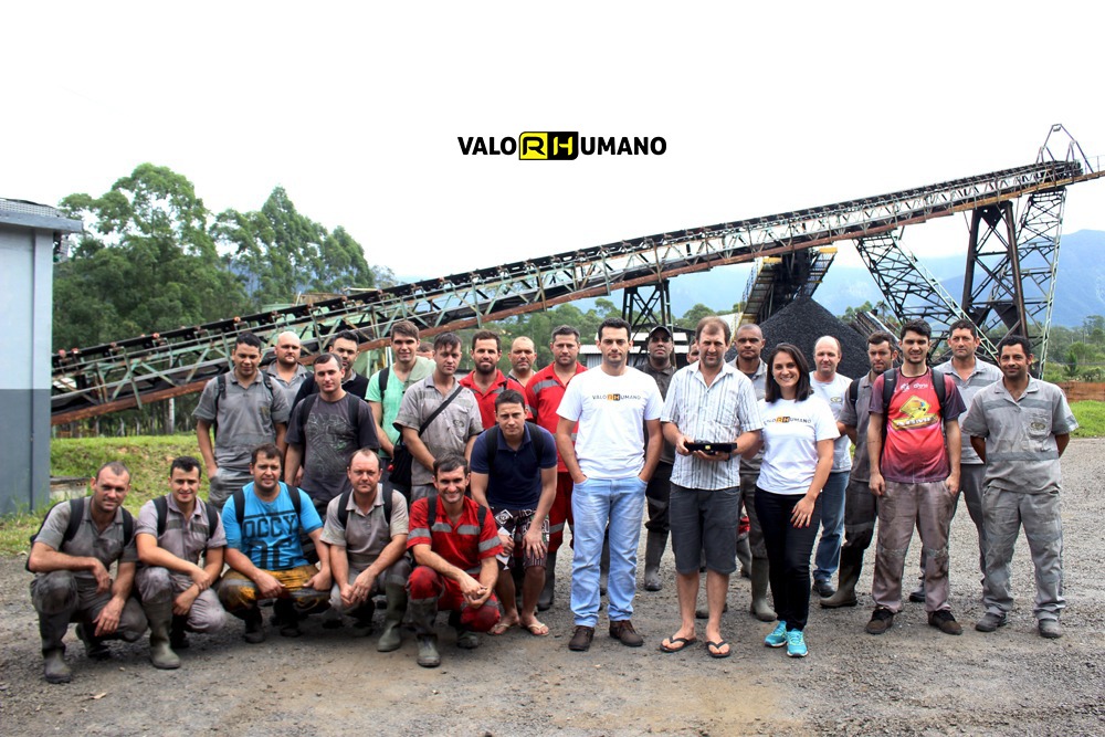 Projeto ValoRHumano realiza homenagem por aposentadoria na Unidade de Extração Mina Cruz de Malta
