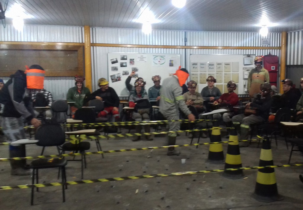 Dinâmica durante DDSS reforça importância de uso de óculos (EPI)