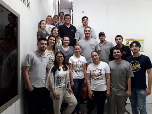 Conhecer para Entender: Divisão Laboratório recebe visita de colaboradores de outras unidades da Rio Deserto