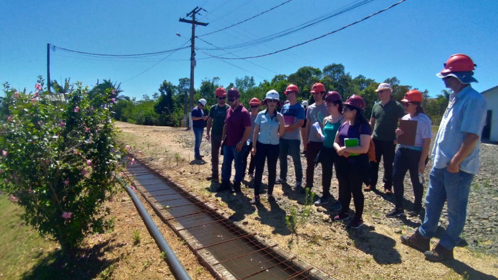 Estudantes de Engenharia Ambiental de universidade do RS visitam unidade da Rio Deserto