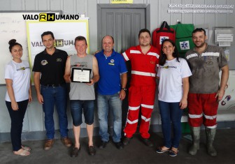 Projeto ValoRHumano: colaborador da Cruz de Malta é homenageado por tempo de aposentadoria