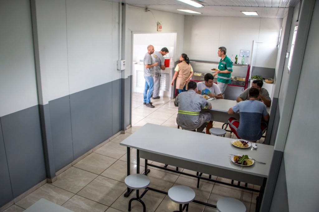 Novo refeitório da Unidade de Extração Mina 101, da Rio Deserto, oferece qualidade e conforto aos colaboradores