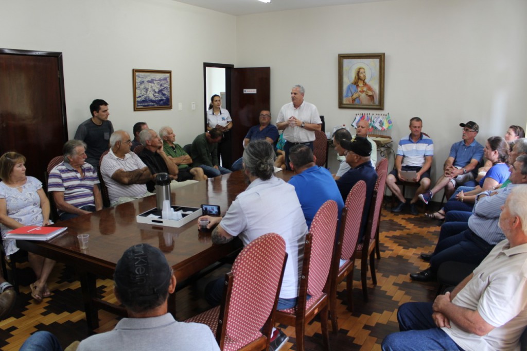 Apoio às comunidades: Rio Deserto presente em reunião para melhoria de estradas do interior de Urussanga