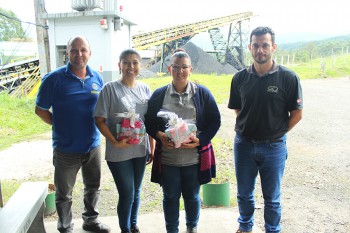 Colaboradoras da Rio Deserto são homenageadas pela passagem do Dia das Mães