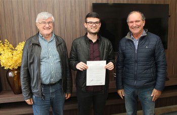 Projeto Içara Mais Doce: parceria é renovada e novamente beneficiará apicultores da região sul de SC