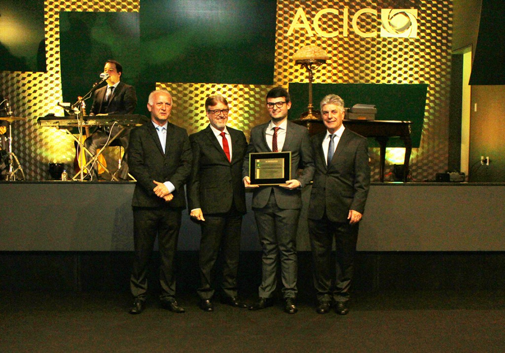 Rio Deserto é homenageada durante solenidade de comemoração dos 75 anos da ACIC