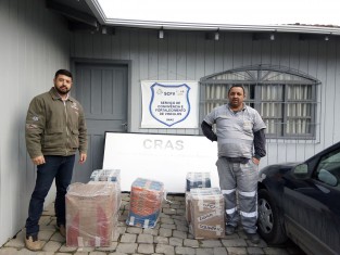 Campanha realizada no Complexo Industrial da Rio Deserto arrecadou agasalhos para famílias da Serra Catarinense