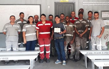 Projeto ValoRHumano: em homenagem por tempo de aposentadoria, colaborador ressalta conhecimento adquirido na empresa