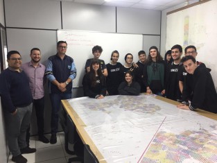 Por meio de parceria, alunos de tecnologia e robótica estudam inovações para a Rio Deserto