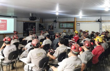 Campanha interna destaca importância da conscientização dos colaboradores quanto à AIDS