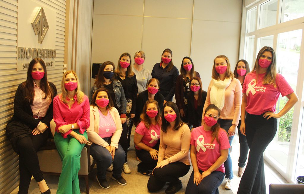 Outubro Rosa: máscaras cor-de-rosa marcam campanha na Rio Deserto