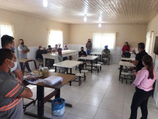 Melhorias de processos são apresentadas aos colaboradores da Unidade Correia Pinto, da Rio Deserto