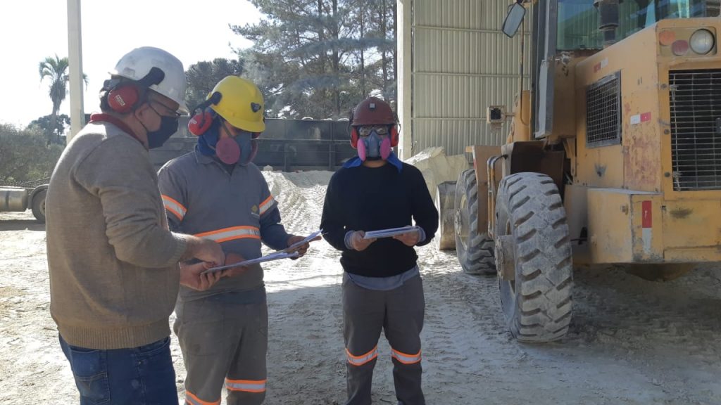 Primeira auditoria interna da ISO 9001 é realizada na Unidade Correia Pinto, da Rio Deserto