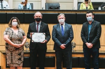 Rio Deserto recebe, pela 10ª vez, Certificado de Responsabilidade Social, da Alesc