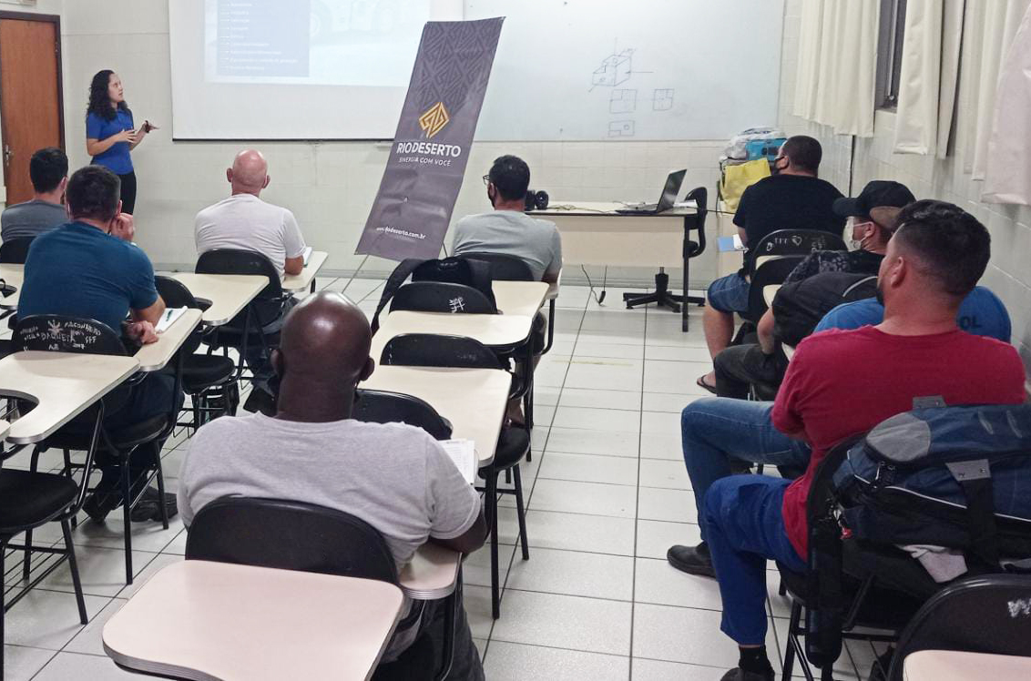 Unidade Metalúrgica, da Rio Deserto, é apresentada para alunos do curso de solda, da UniSatc