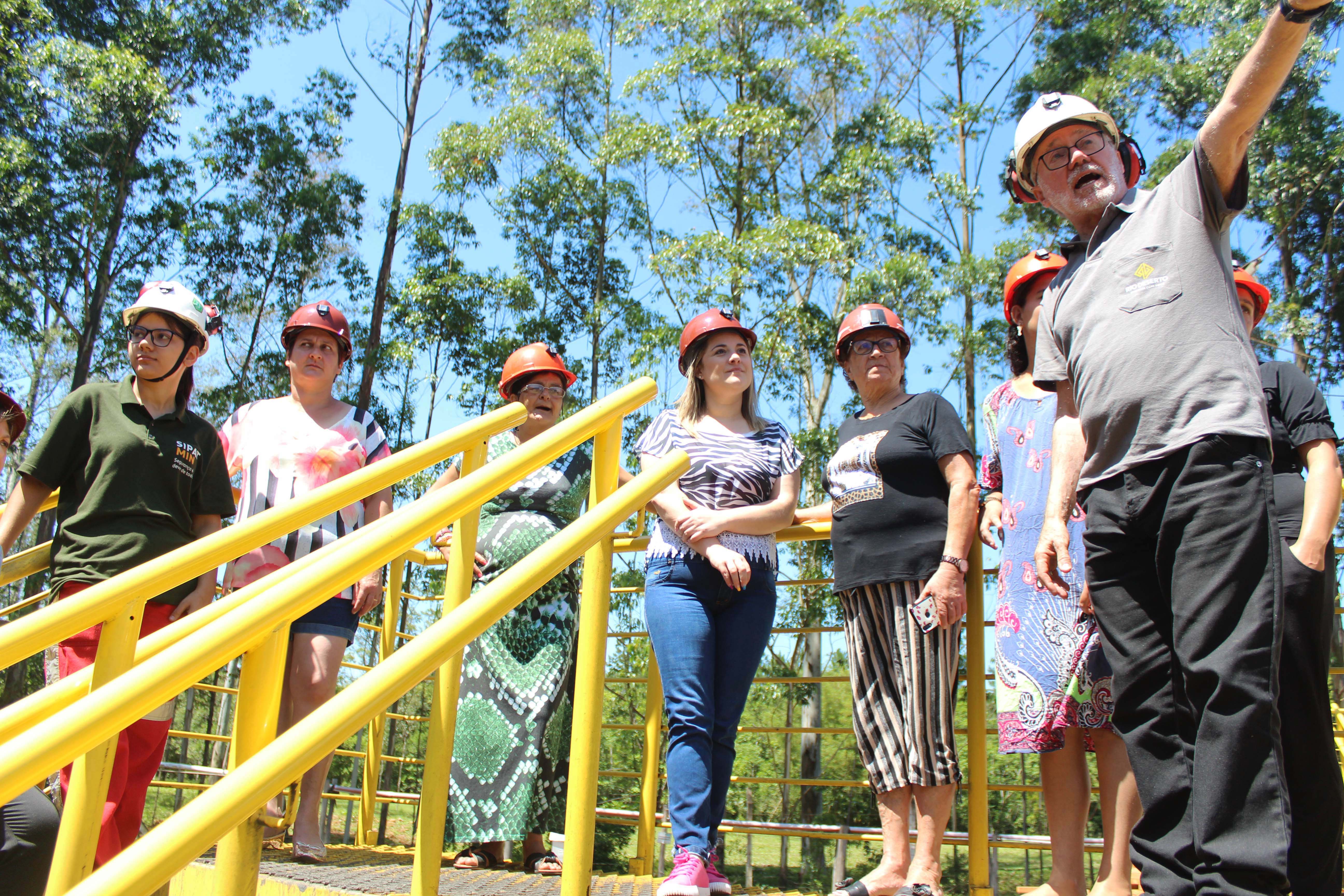 Moradores de Treviso visitam Unidade de Extração Mina Cruz de Malta, da Rio Deserto