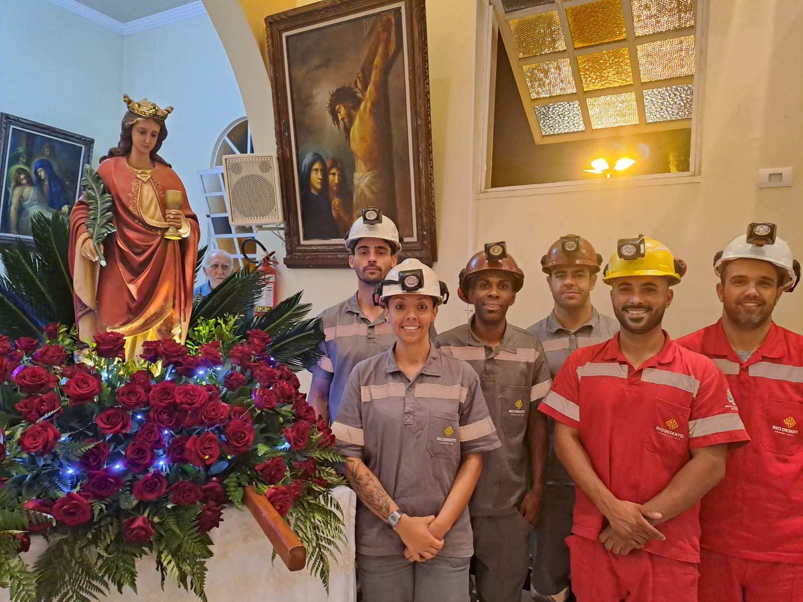 Colaboradores da Rio Deserto participam de festividades em honra a Santa Bárbara