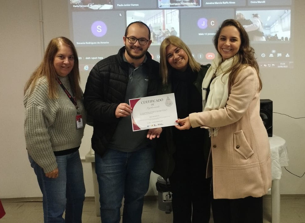 Rio Deserto recebe certificado de agradecimento do Hemosc Criciúma