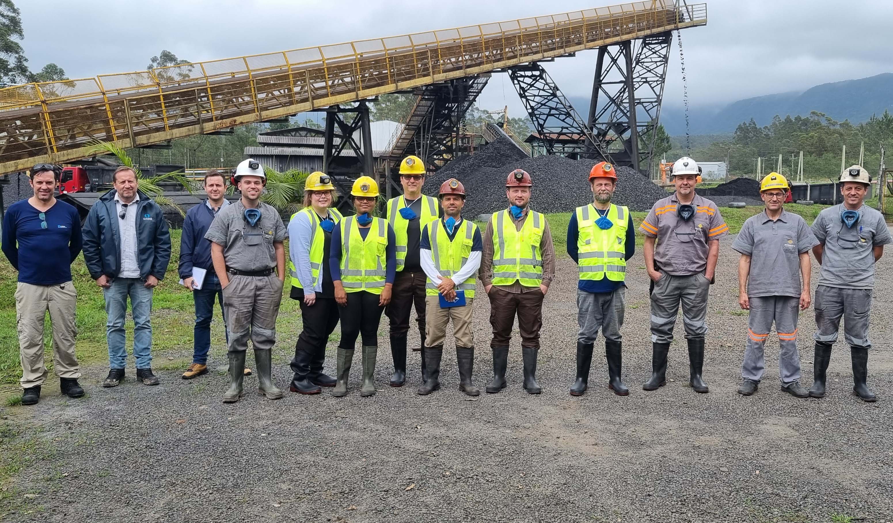 Técnicos do Serviço Geológico do Brasil (SGB/CPRM) visitam Unidade de Extração Mina Cruz de Malta, da Rio Deserto