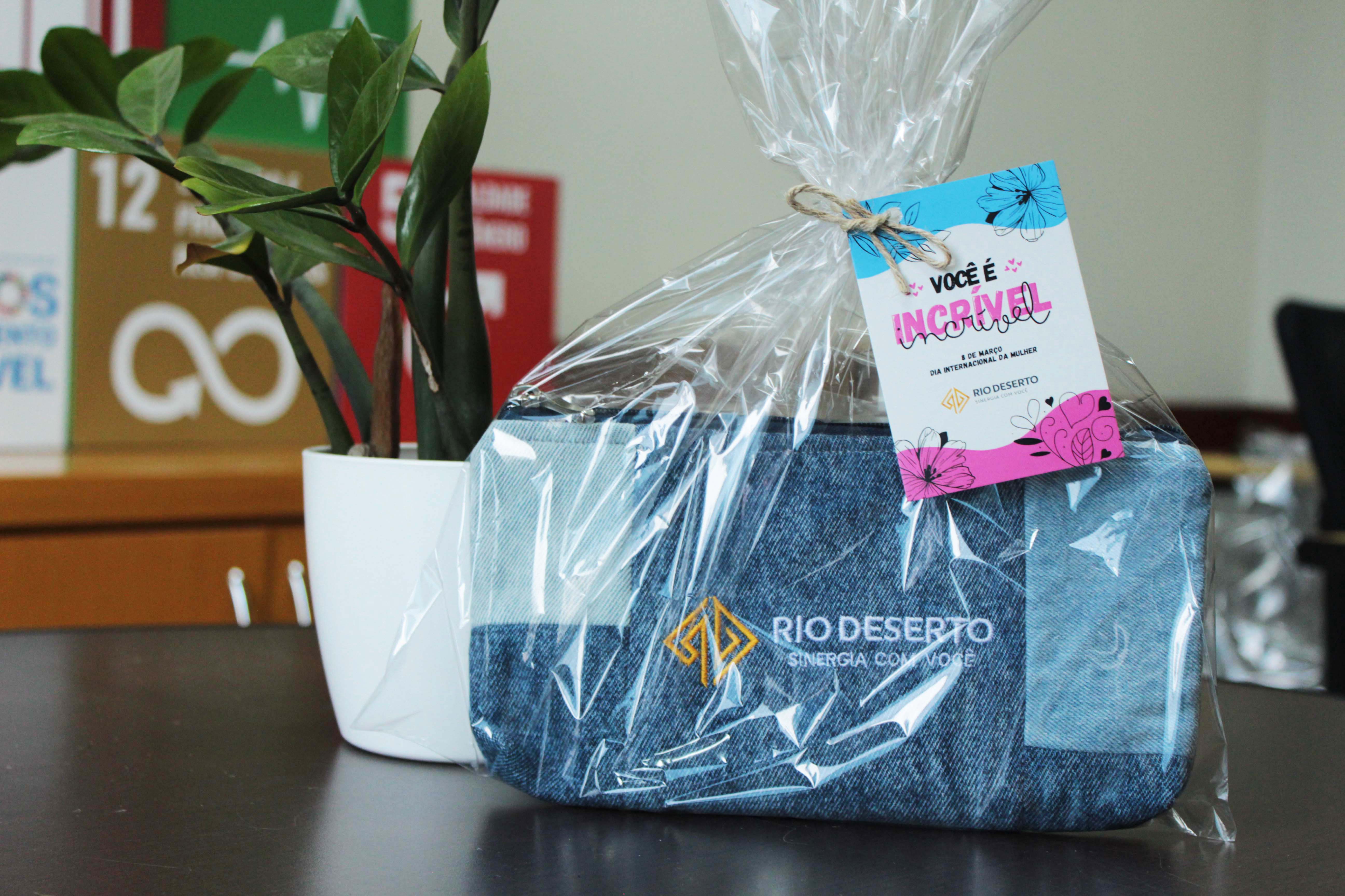 No Dia da Mulher, colaboradoras da Rio Deserto recebem presente aliado à sustentabilidade