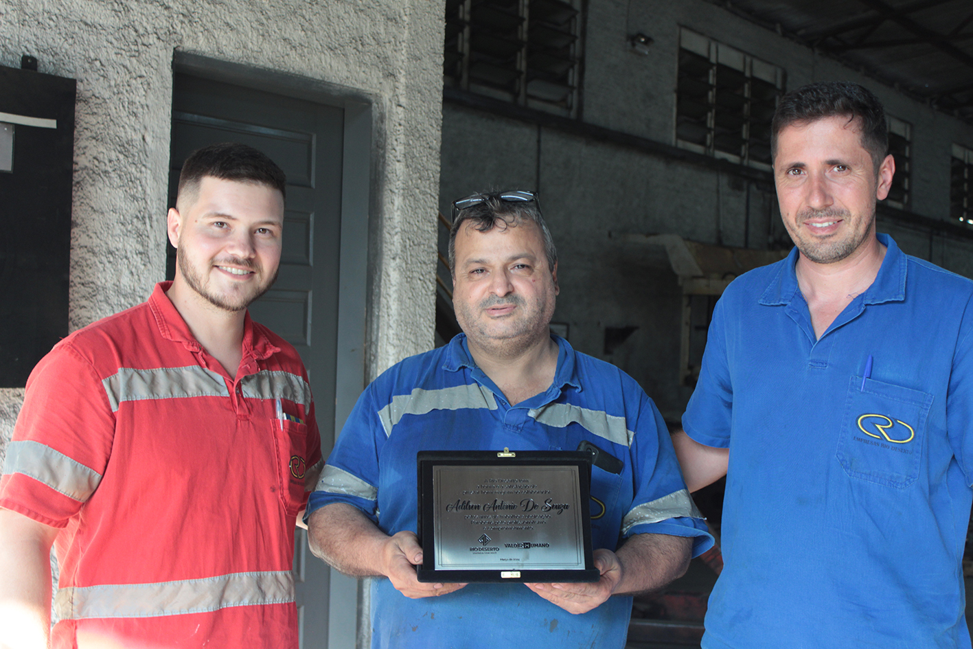 Homenagens por aposentadoria são realizadas em unidades da Rio Deserto
