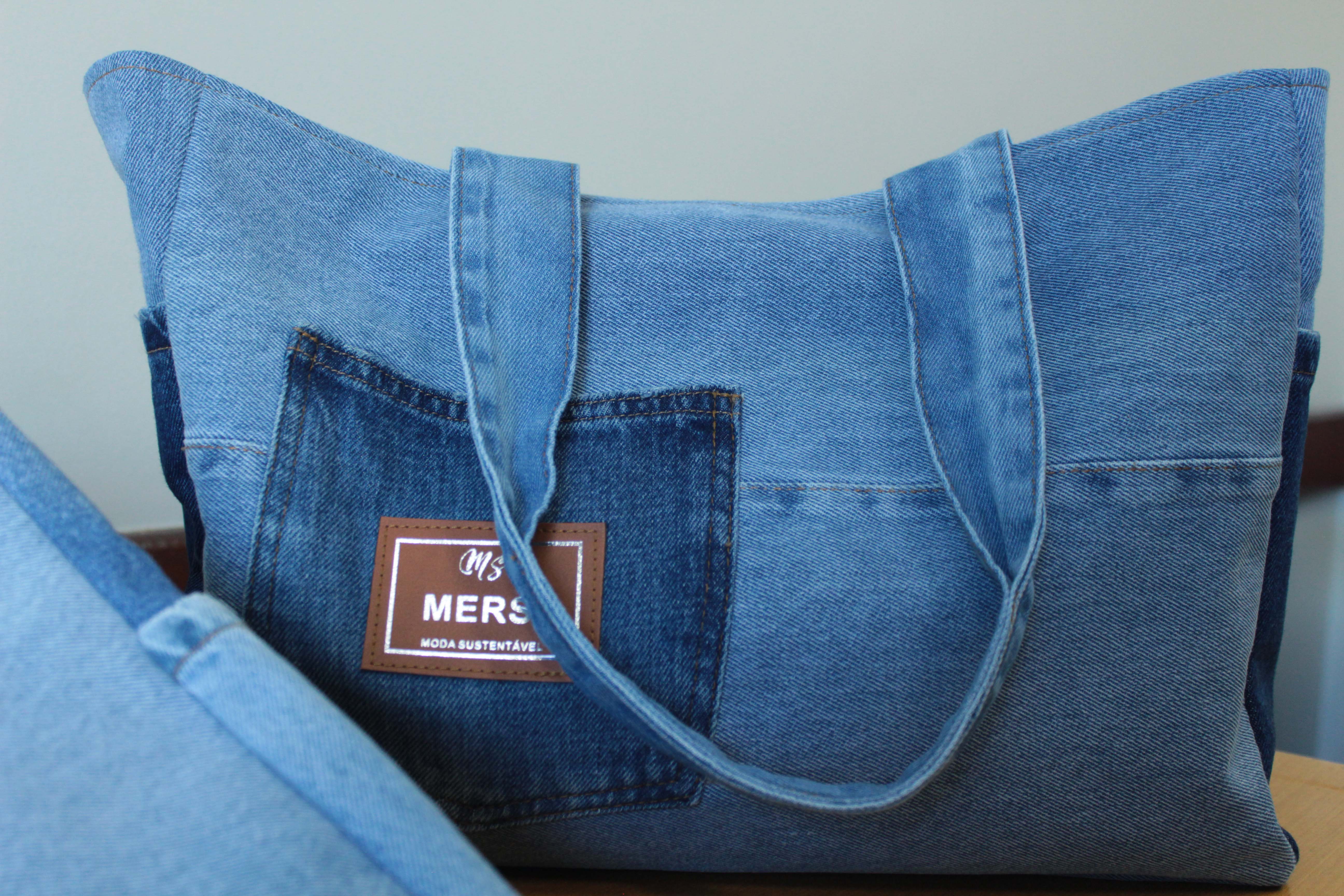 Dia das Mães: colaboradoras são presenteadas com peça de moda sustentável