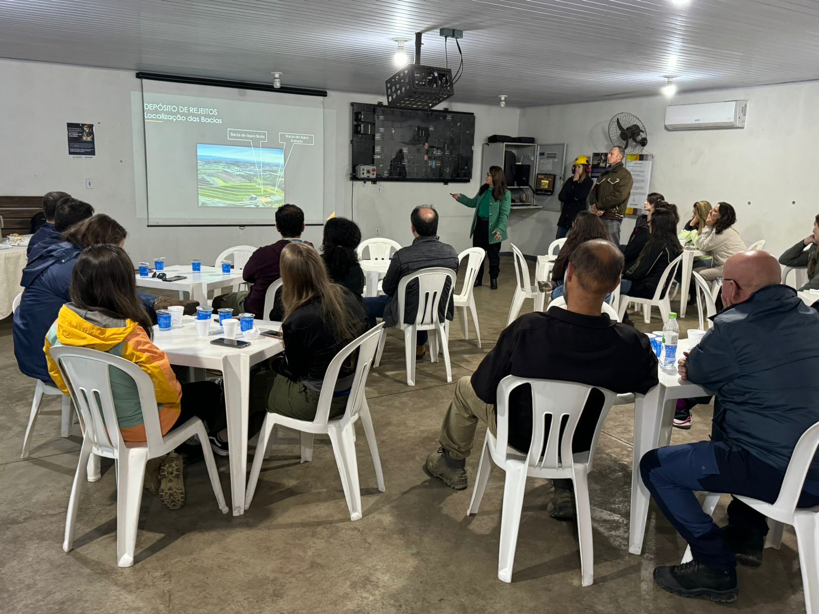 Estratégias para evitar a geração de DAM são destacadas em visita na Rio Deserto