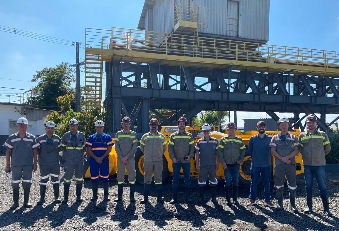 Comitiva da Diamante Geração de Energia visita Mina 101, da Rio Deserto