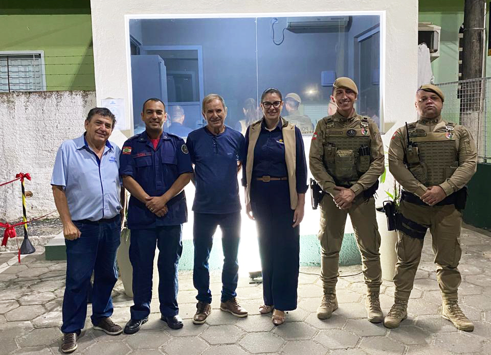 Rio Deserto contribui com construção de guarita em escola de Içara