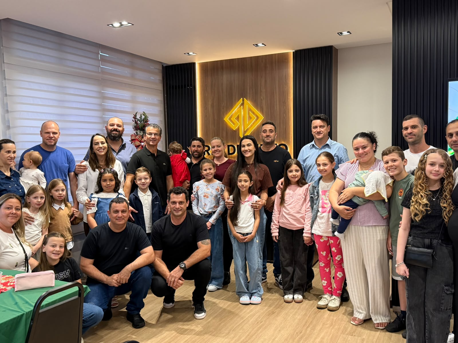 Criatividade e integração marcam encontro do projeto “Desenhando o Natal Rio Deserto”